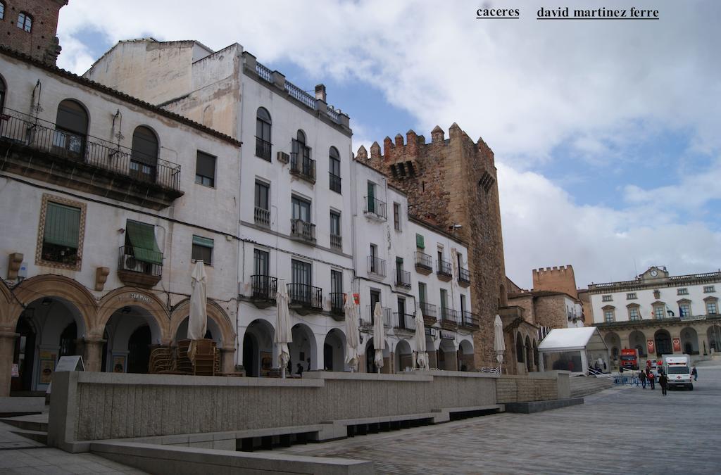 Albergue Las Veletas Caceres Bagian luar foto